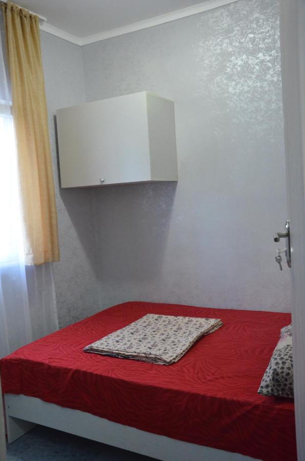 Hostel California Μπατούμι Εξωτερικό φωτογραφία